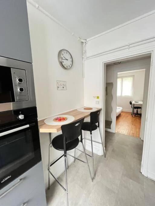 Los Angeles - Grand Appartement Reims Eksteriør bilde